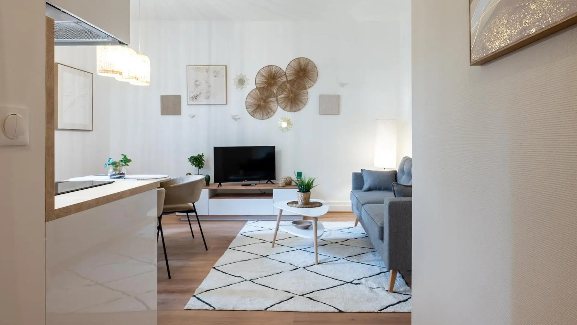 Bngo I Luxe & Confort I Gare Partdieu, 2 Personnes, Aeroport, Rhone-Express Lyon France