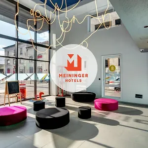 Meininger Centre Berthelot מלון